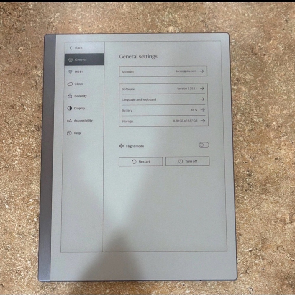 Remarkable 2 Tablet Excellent Condition Pro Marker and Free Leather Folio